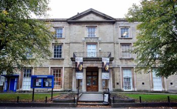 Museu e Galeria de Arte de Peterborough