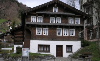 Museo Tal en el Centro del Pueblo
