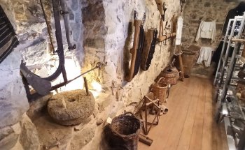 Museo de Folklore Leptopoda