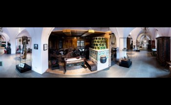 Museo de Arte Popular Sajón con Colección de Teatro de Marionetas