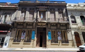 Casa Fernández Blanco