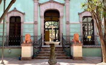 Centro Queretano De La Imagen (Casa De Los Leones)