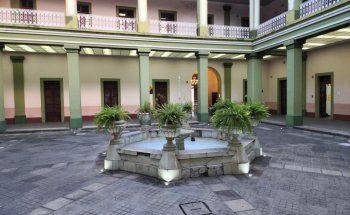 Cinco Pueblos Casa De Artesanias
