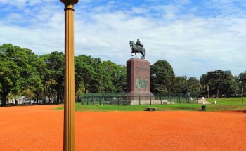 Monumento a General Manuel Rosas