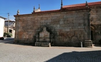 Iglesia Parroquial de Barcos