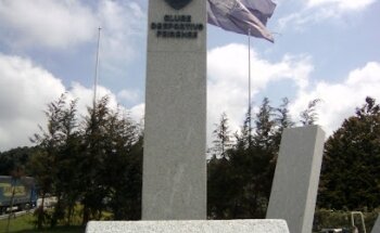 Monumento al Centenario del Clube Desportivo Feirense
