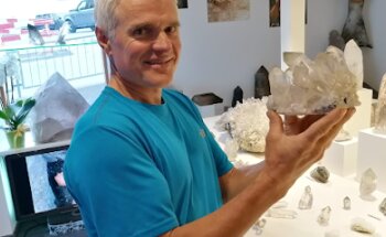 Museo Suizo de Estraladores - Cristales y Minerales - Cristales de Suiza Profesionales Schmidt Werner Mörel-Filet