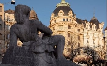Escultura 'Aurore' de Milo Martin