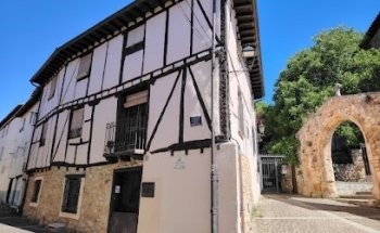 Antigua Botica Ldo. Luis Martínez Del Valle