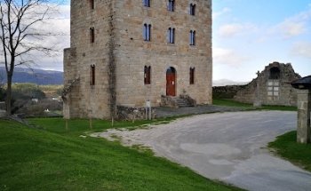 Torre del Mariscal Pardo de Cela