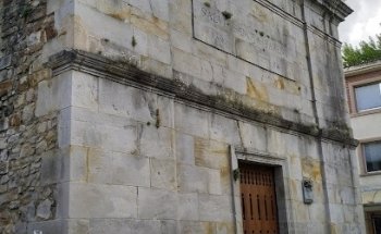 Iglesia antigua restaurada