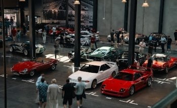 Classic Car House