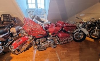 Museo del Motor Bynanders