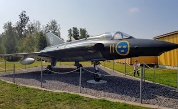 Museo Aeronáutico F11