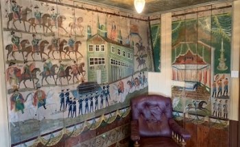 Granja Røhne inferior con la Casa de Napoleón