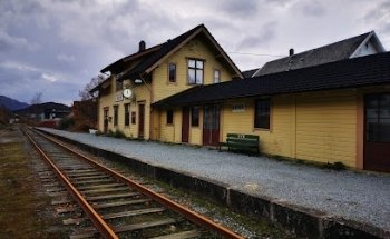 Antigua Estación de Arna