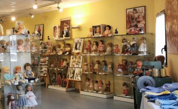 Museo de Muñecas Bella