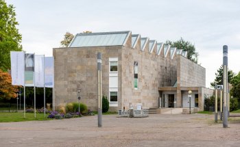 Museo en el Edificio Kleihues / Galería
