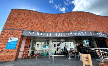 Museo y Galería de Arte St Barbe