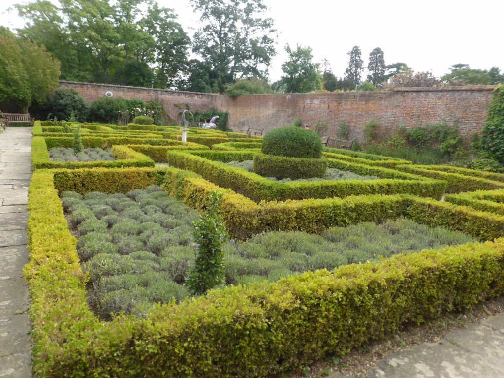 Museo de Harlow y Jardines Amurallados