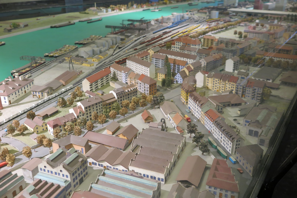 Centro de Transporte de Exposiciones Suiza