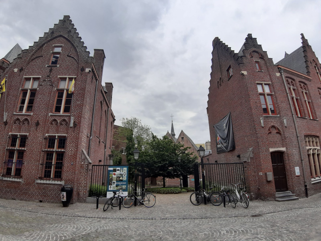 Museo Municipal T Gasthuys - Aalst