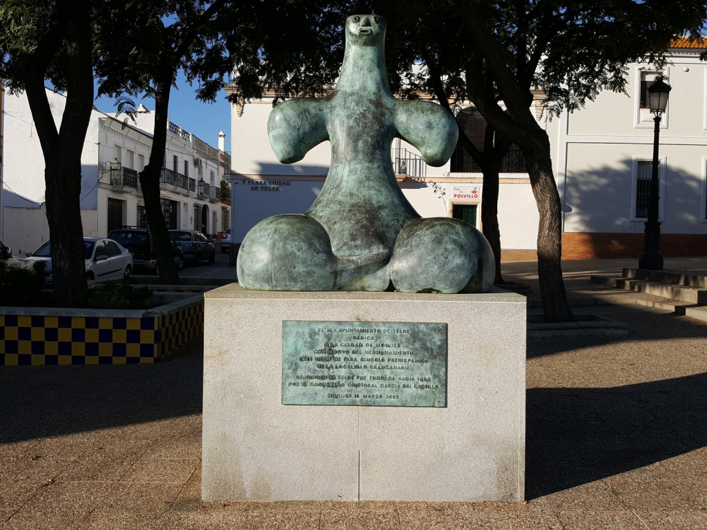 Escultura del Ídolo de Tara (Museo al aire libre Moguer EScultura)