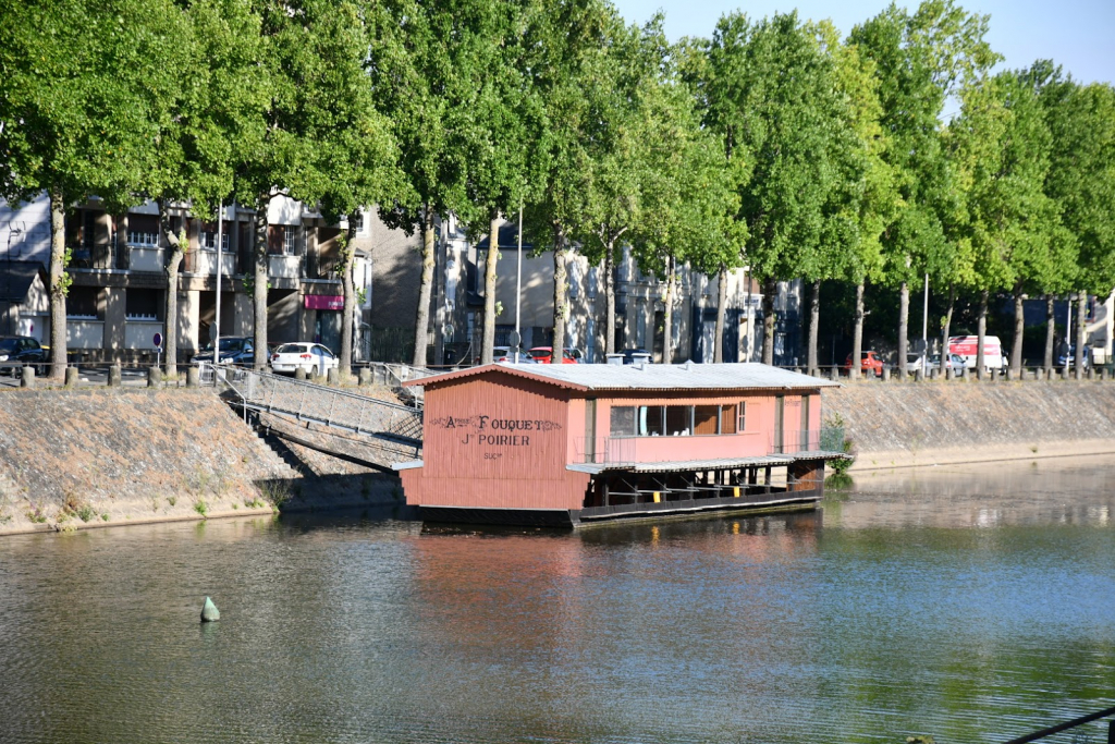 Bateau-Lavoir Saint-Julien