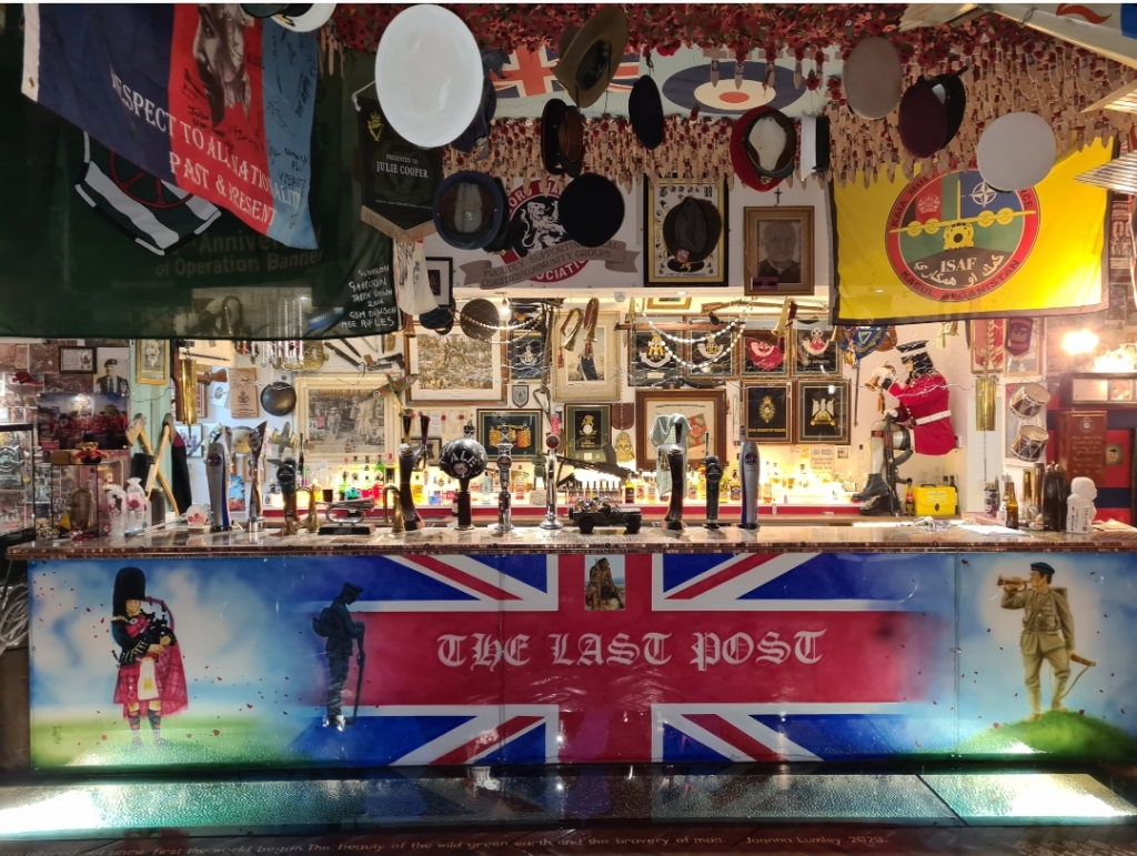 El Bar Memorial The Last Post y el Museo & Centro Memorial Don War