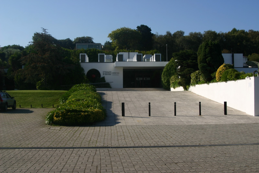 Fundación Dr. António Cupertino De Miranda