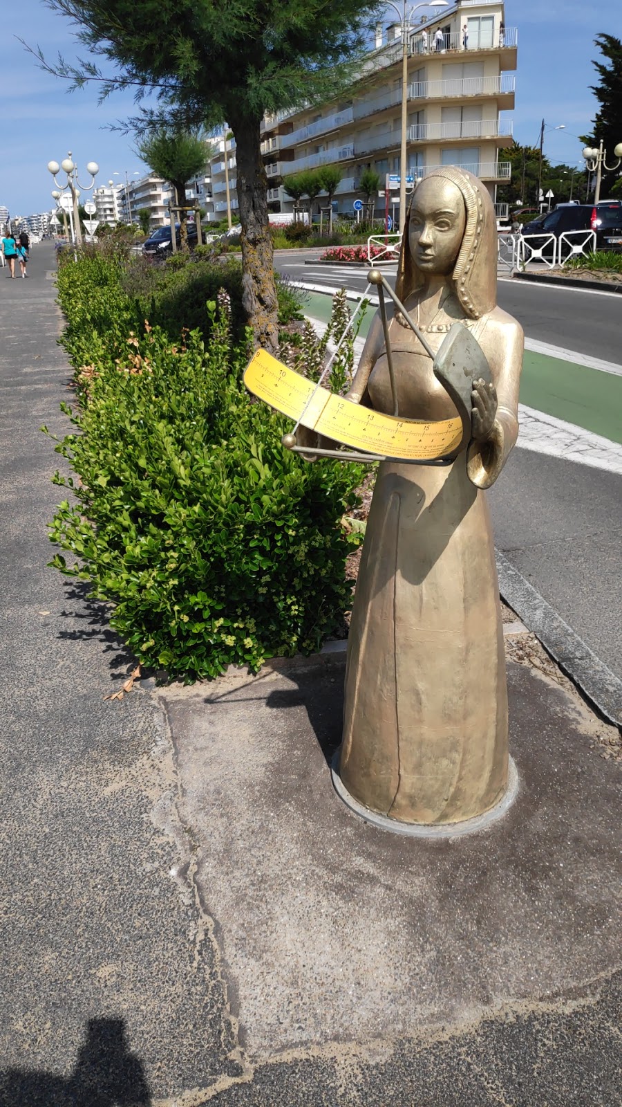 estatua de Ana de Bretaña