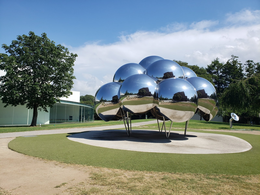 Museo de Arte Contemporáneo del Siglo XXI, Kanazawa