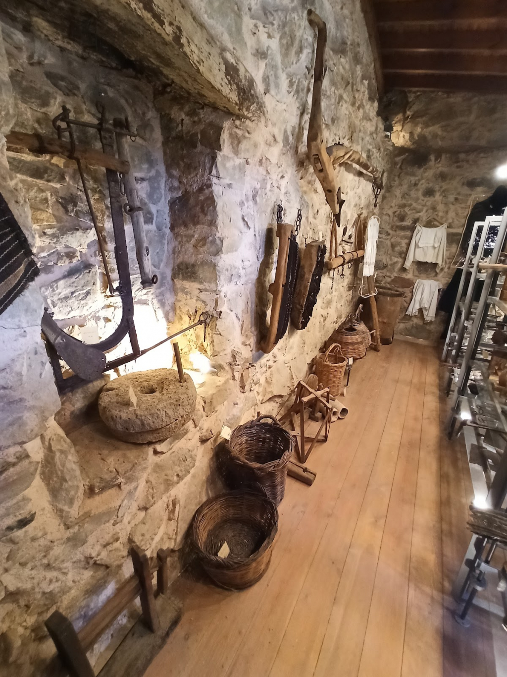 Museo de Folklore Leptopoda