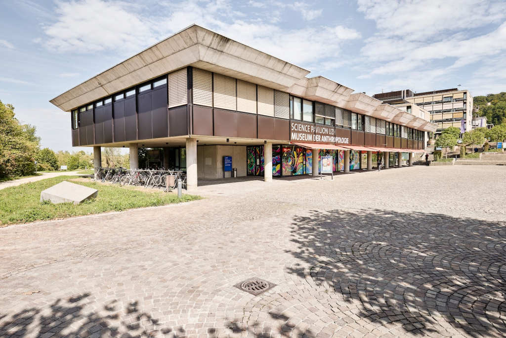 Pabellón de Ciencia UZH