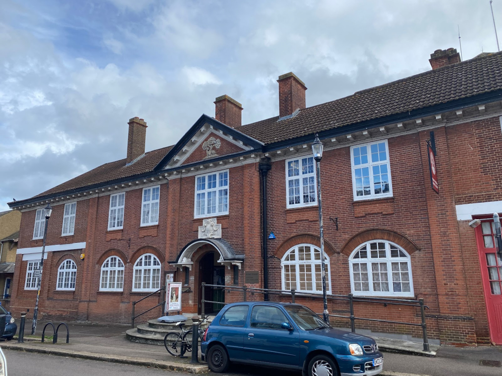 Museo y Galería de Arte de Bushey