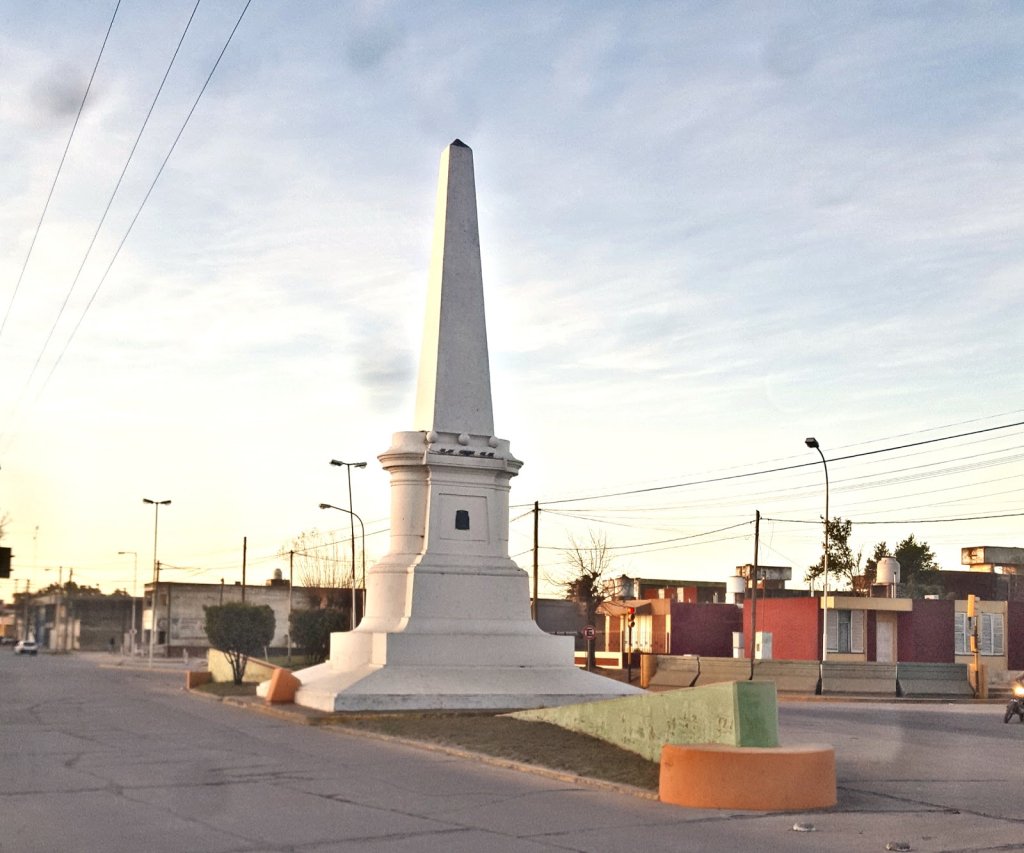 PIRÁMIDE HILARIO ASCASUBI