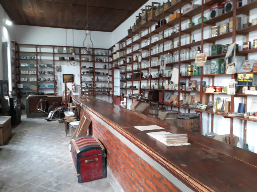 Viejo Almacén De Ramos Generales (Casa Dewey)