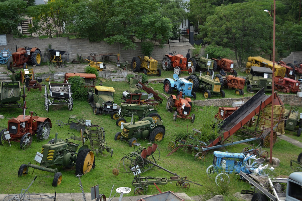 Museo De Tractores