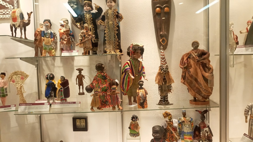 Museo de Muñecas Elsa Paredes de Salazar