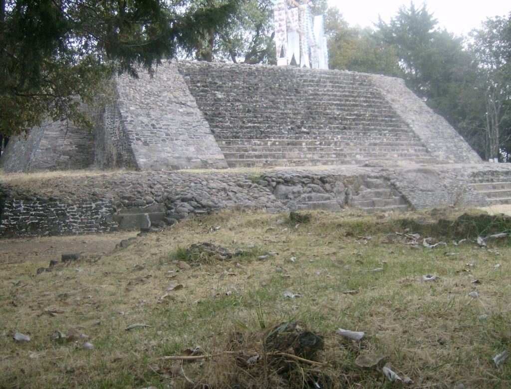 Basamento B Zona arqueológica Mazatepec