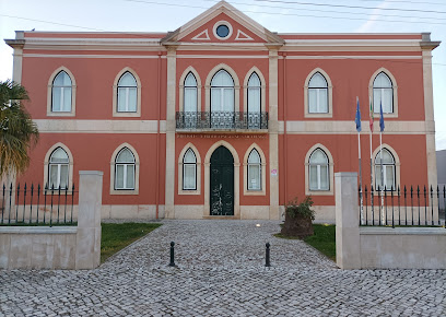 Biblioteca Municipal - Museo de la Máquina de Escribir