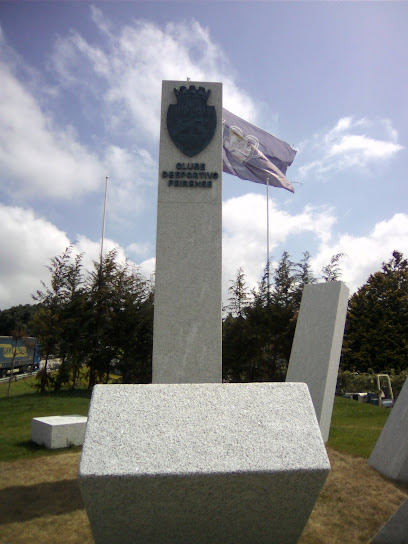 Monumento al Centenario del Clube Desportivo Feirense