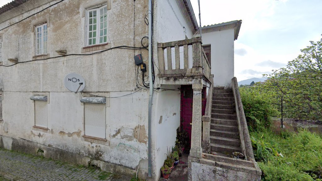 pintura rendada de la artista polaca NeSpoon