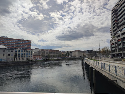 Medioteca del Fondo de Arte Contemporáneo de la Ciudad de Ginebra (FMAC)