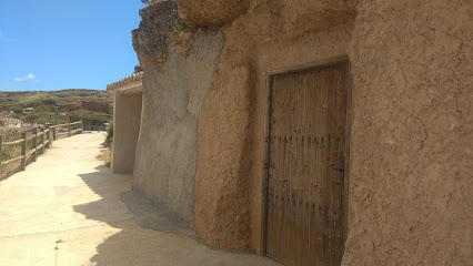 Casa Cuevas de Moyuela