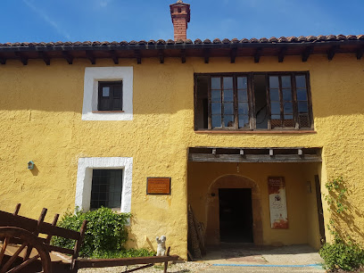 Casa de Cultura de Lorenzana y Museo etnográfico