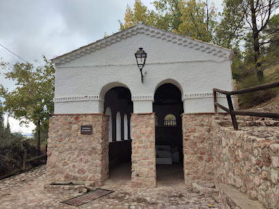 Fuente y lavadero de Gontar