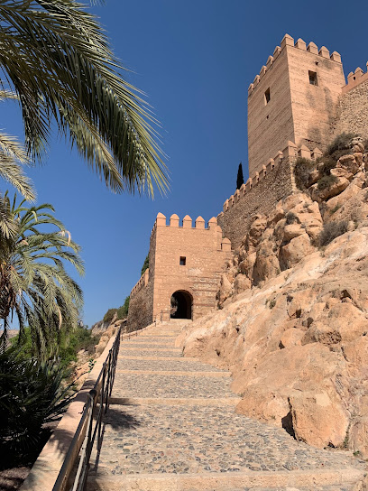 Puerta y torre de la Justicia