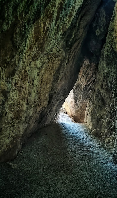 Cueva de la Encantada