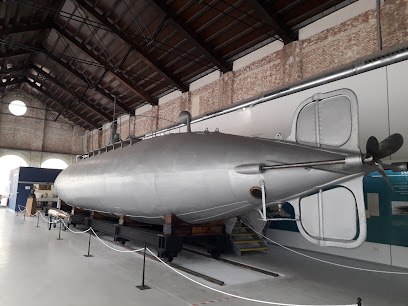 Museo Naval de Cartagena - sala del Submarino Isaac Peral - primer submarino del mundo